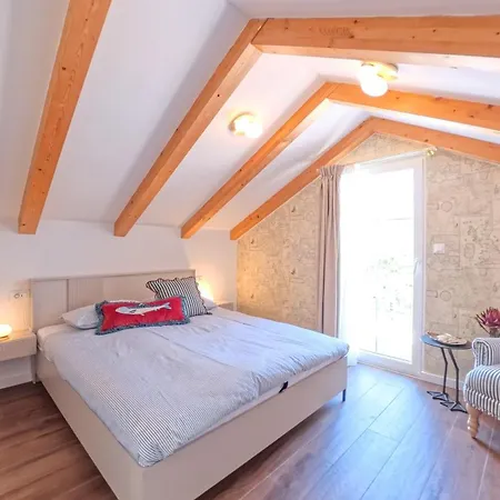Sailor's Cavtat